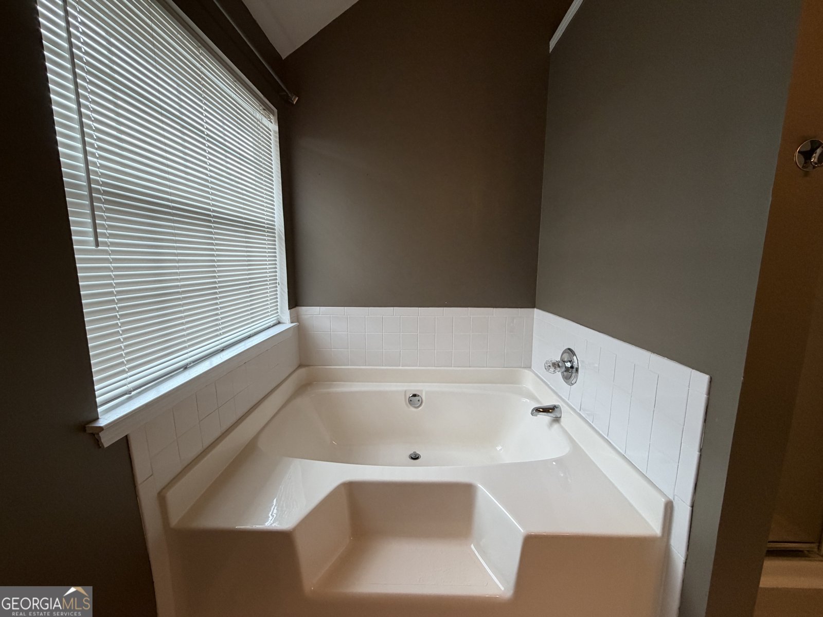 829 Kendall Park Drive Winder - Photo 12