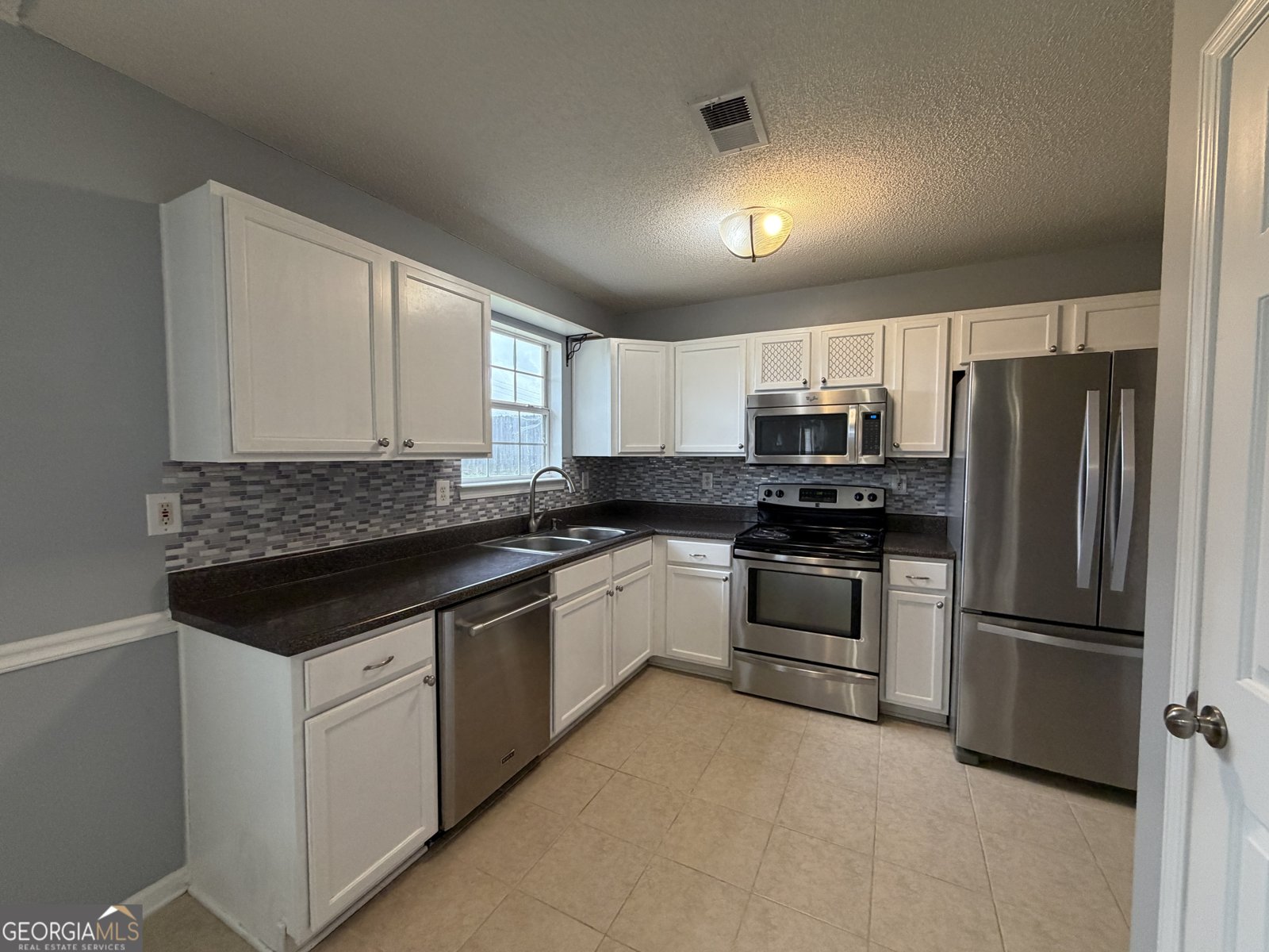 829 Kendall Park Drive Winder - Photo 6