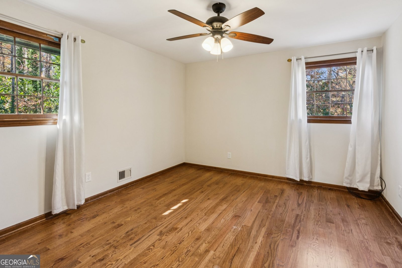 4894 Macbain Lane Dunwoody - Photo 28