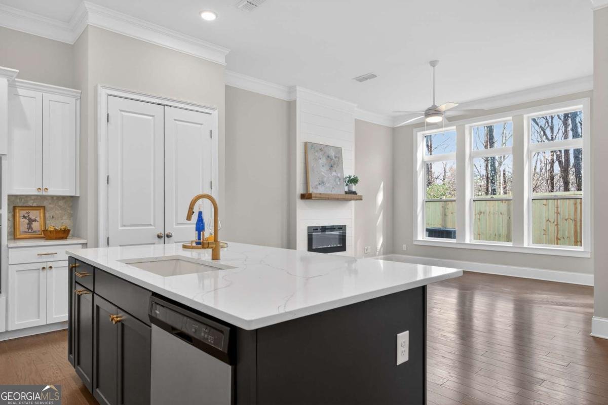 687 Stickley Oak Way Woodstock - Photo 9