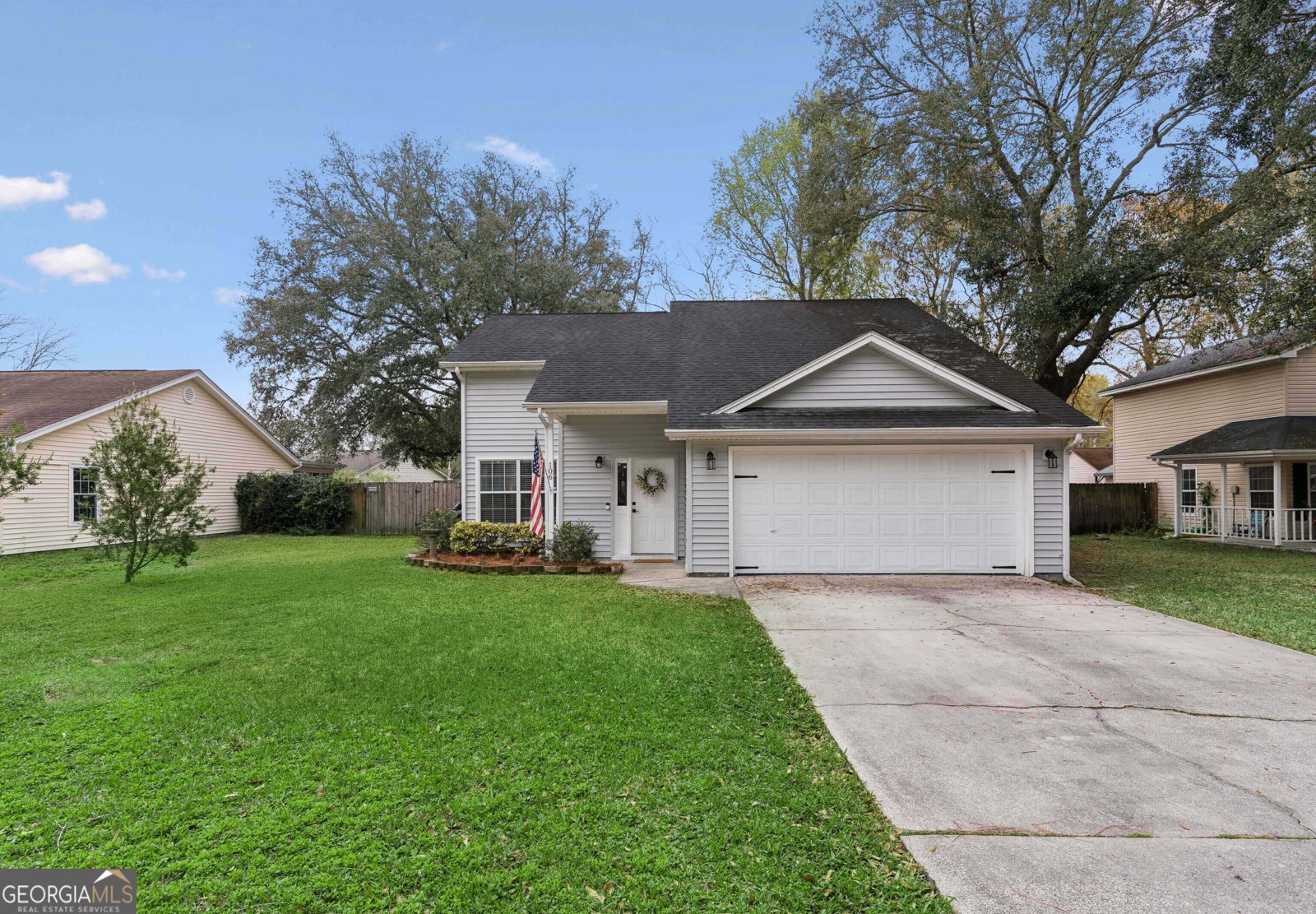 106 Cherry Tree Court Kingsland - Photo 1