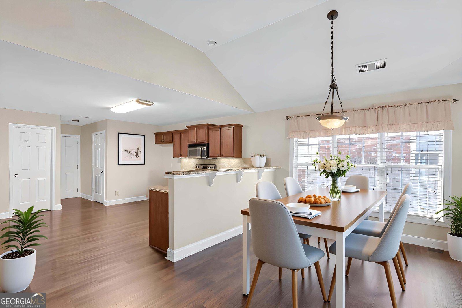 2055 Hickory Station Circle Snellville - Photo 13