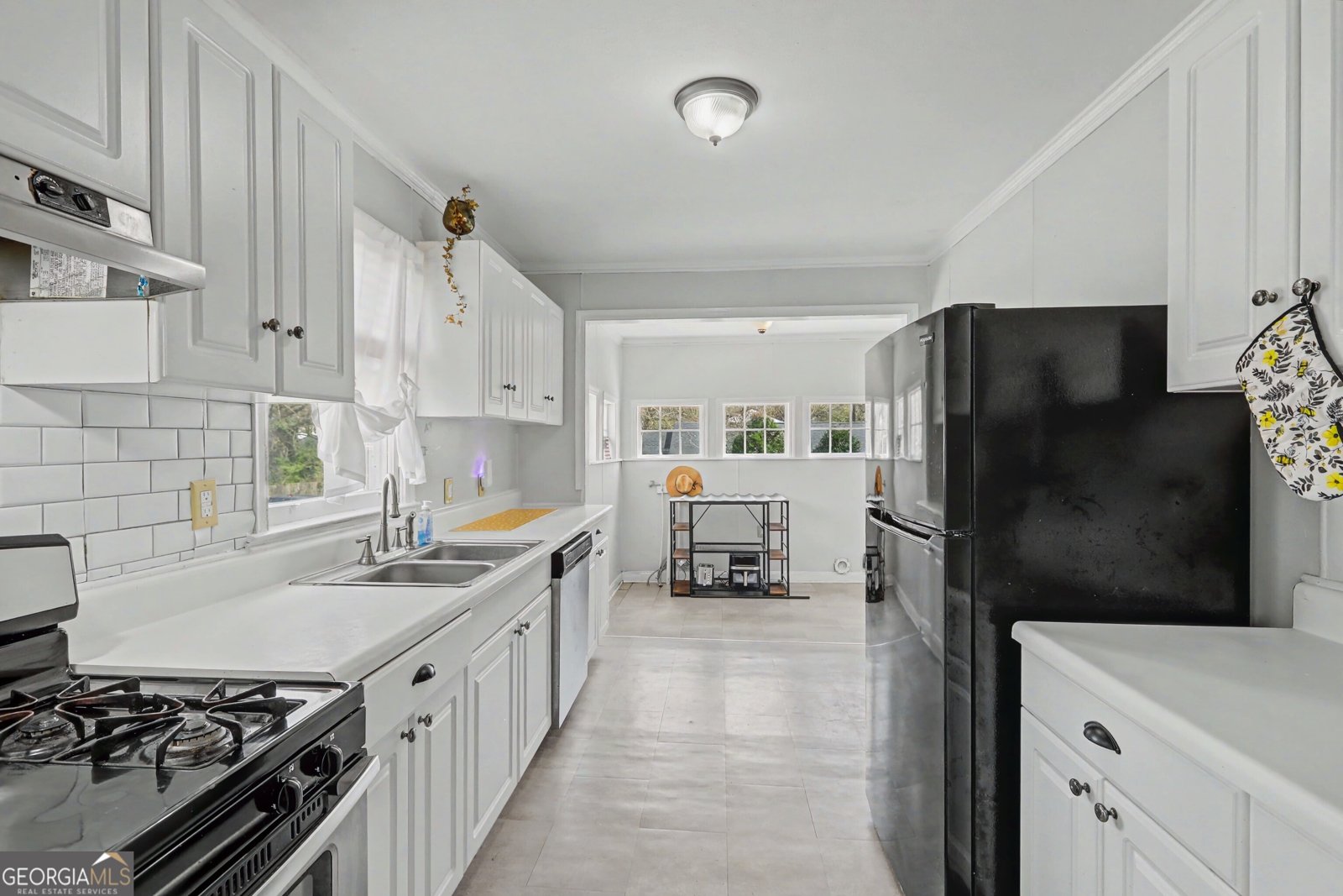 642 Greenwood Street Barnesville - Photo 8