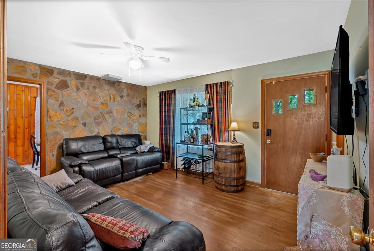 7783 Cantrell Road Douglasville - Photo 8