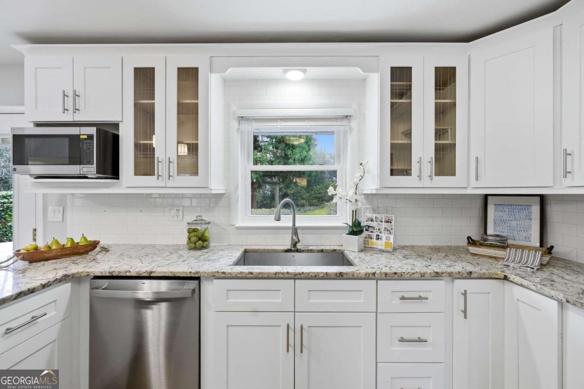 2878 Blackwood Road Decatur - Photo 17