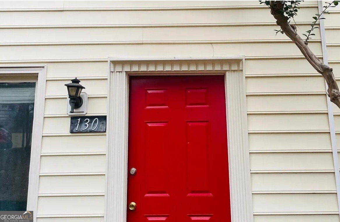 130 Holcomb Ferry Road Roswell - Photo 1