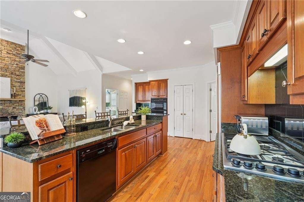 3682 Gatehurst Court Smyrna - Photo 17