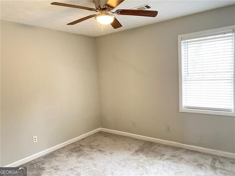 407 Sheppard Xing Court Stone Mountain - Photo 28