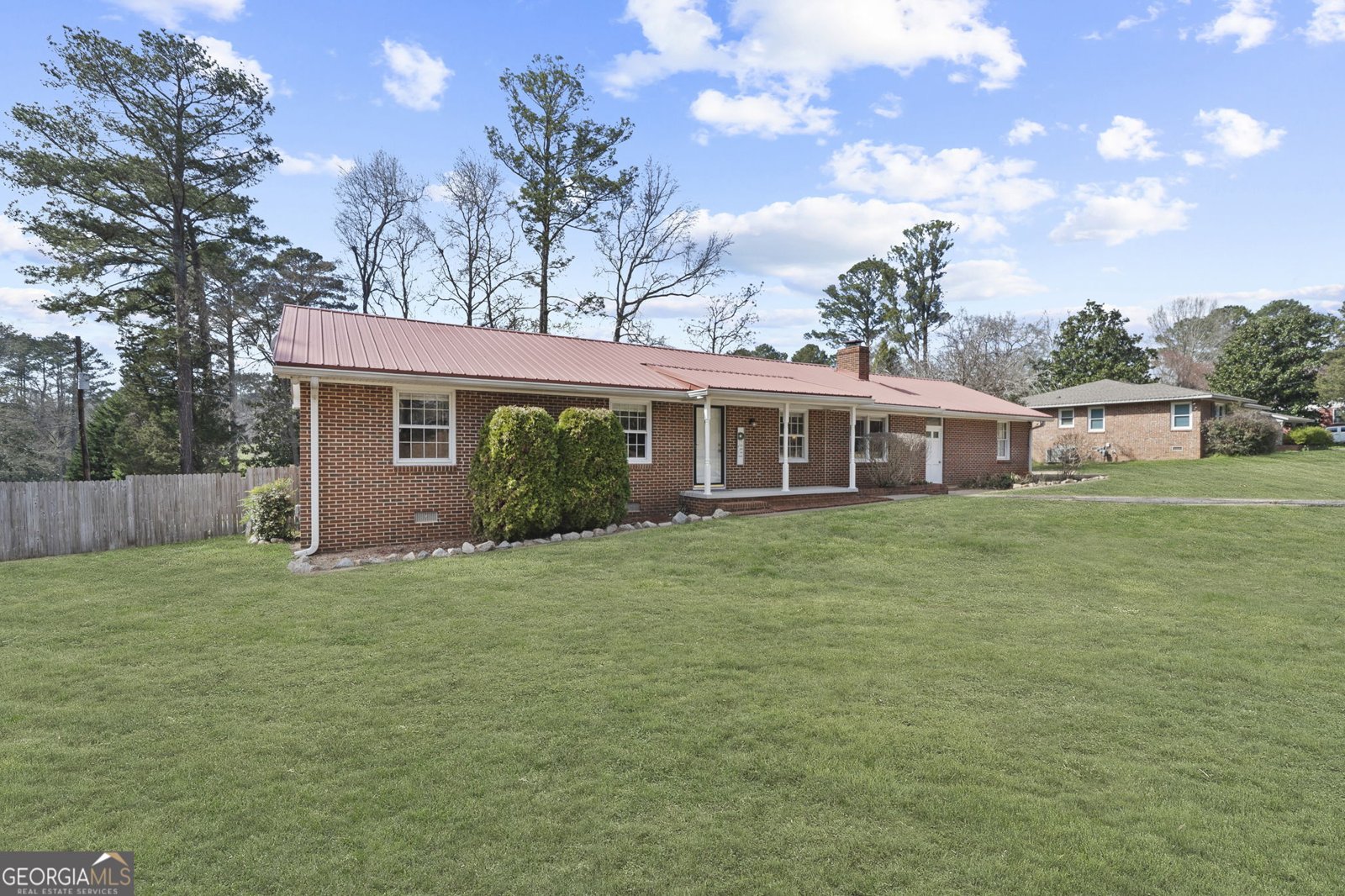 805 West Street Greenboro - Photo 1