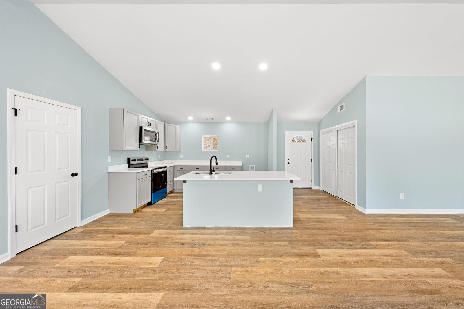 357 Woodridge Way Royston - Photo 12