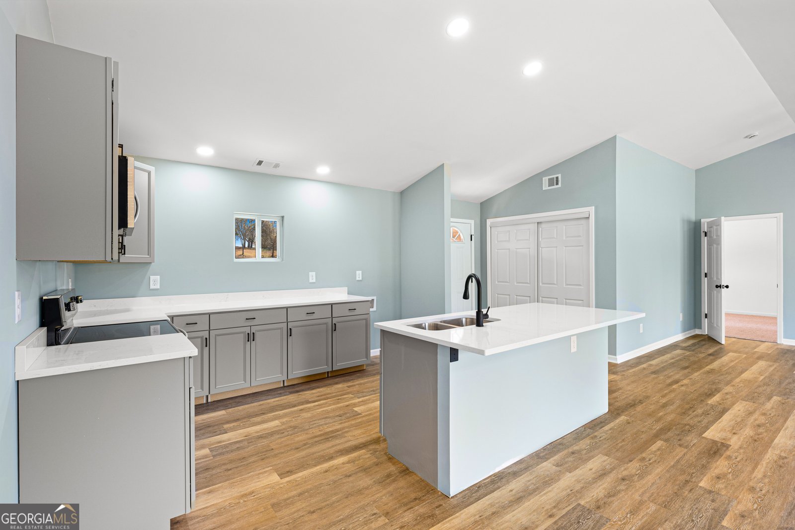 357 Woodridge Way Royston - Photo 15