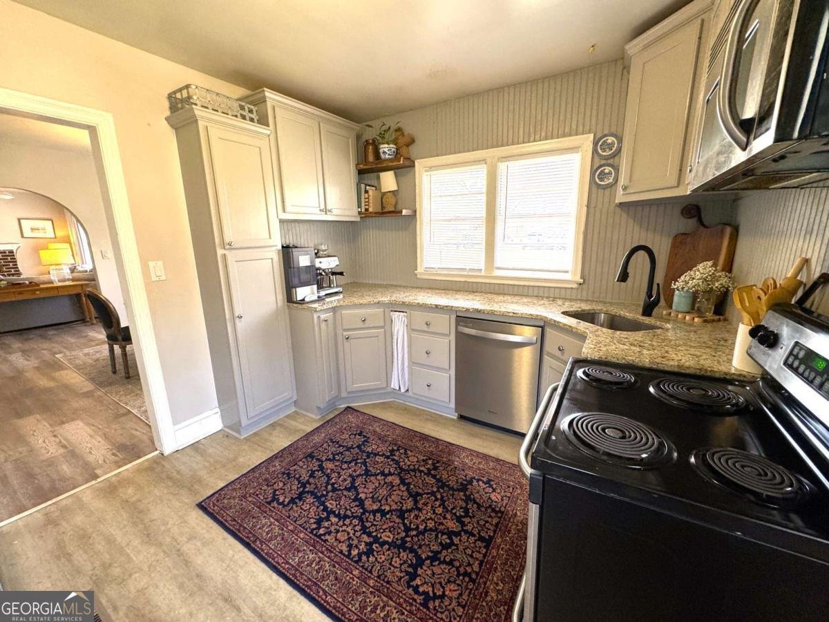 447 Whitehead Road Athens - Photo 10