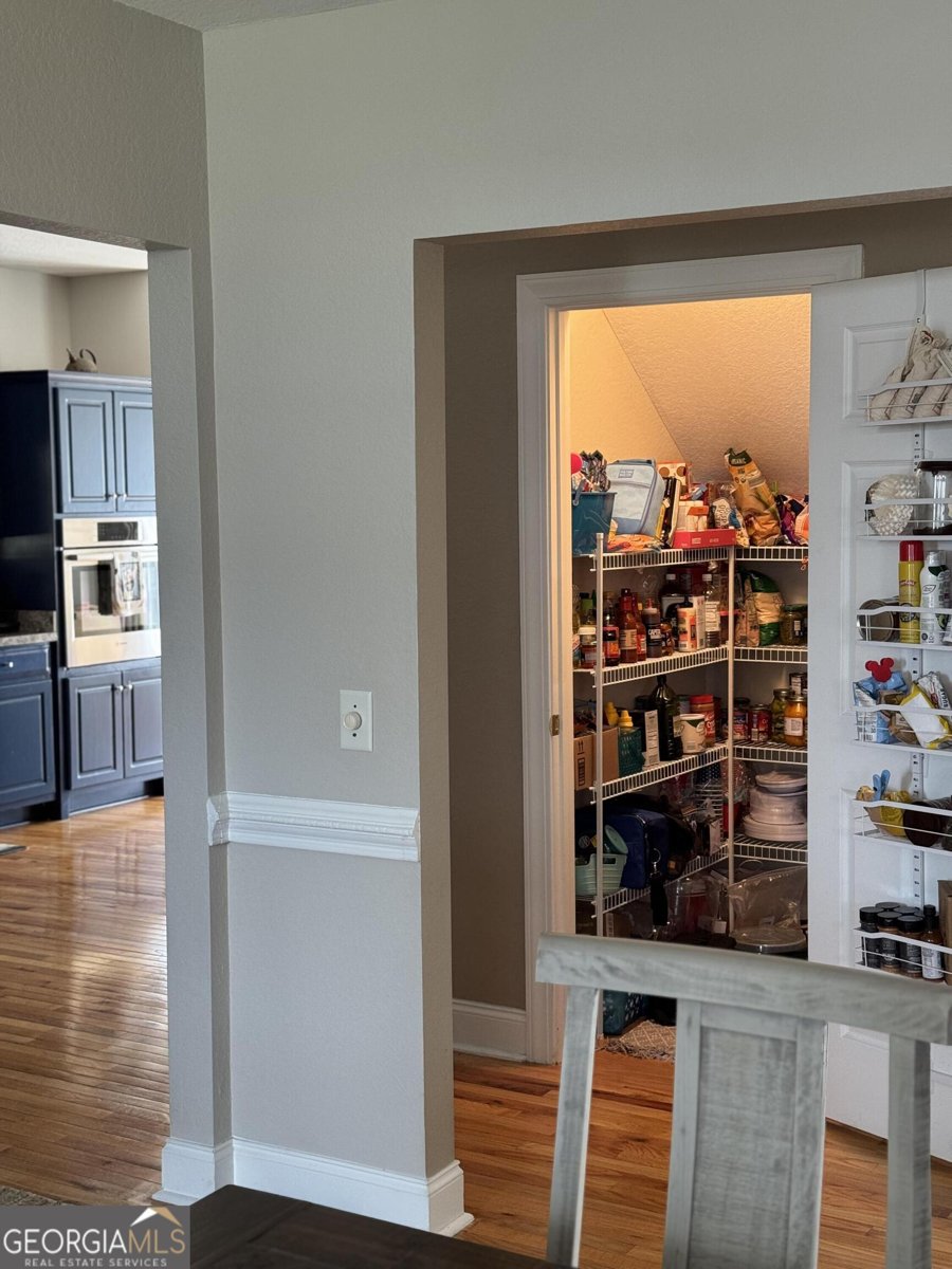 2458 Post Road Cleveland - Photo 42