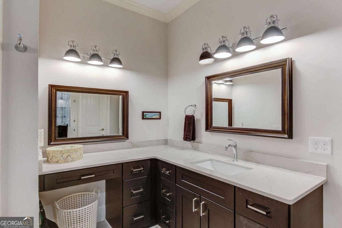 5392 Retreat Drive Flowery Branch - Photo 32