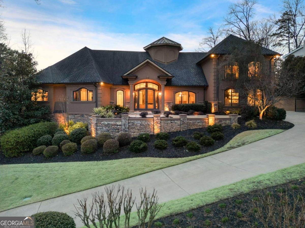 790 Glenairy Drive Atlanta - Photo 1