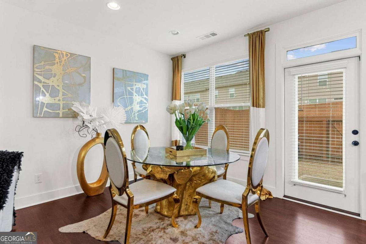 7653 Castle Avenue Fairburn - Photo 10