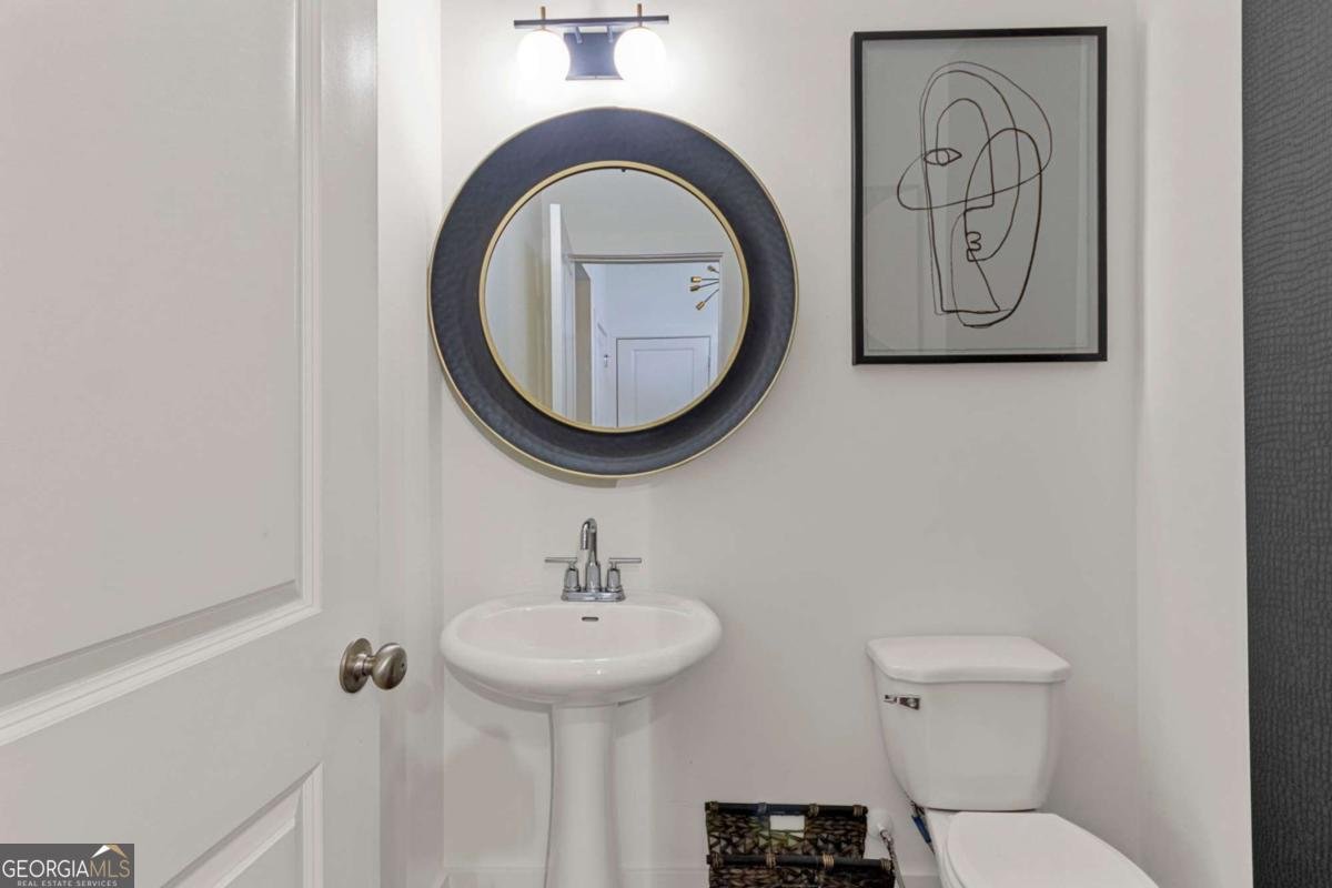 7653 Castle Avenue Fairburn - Photo 12