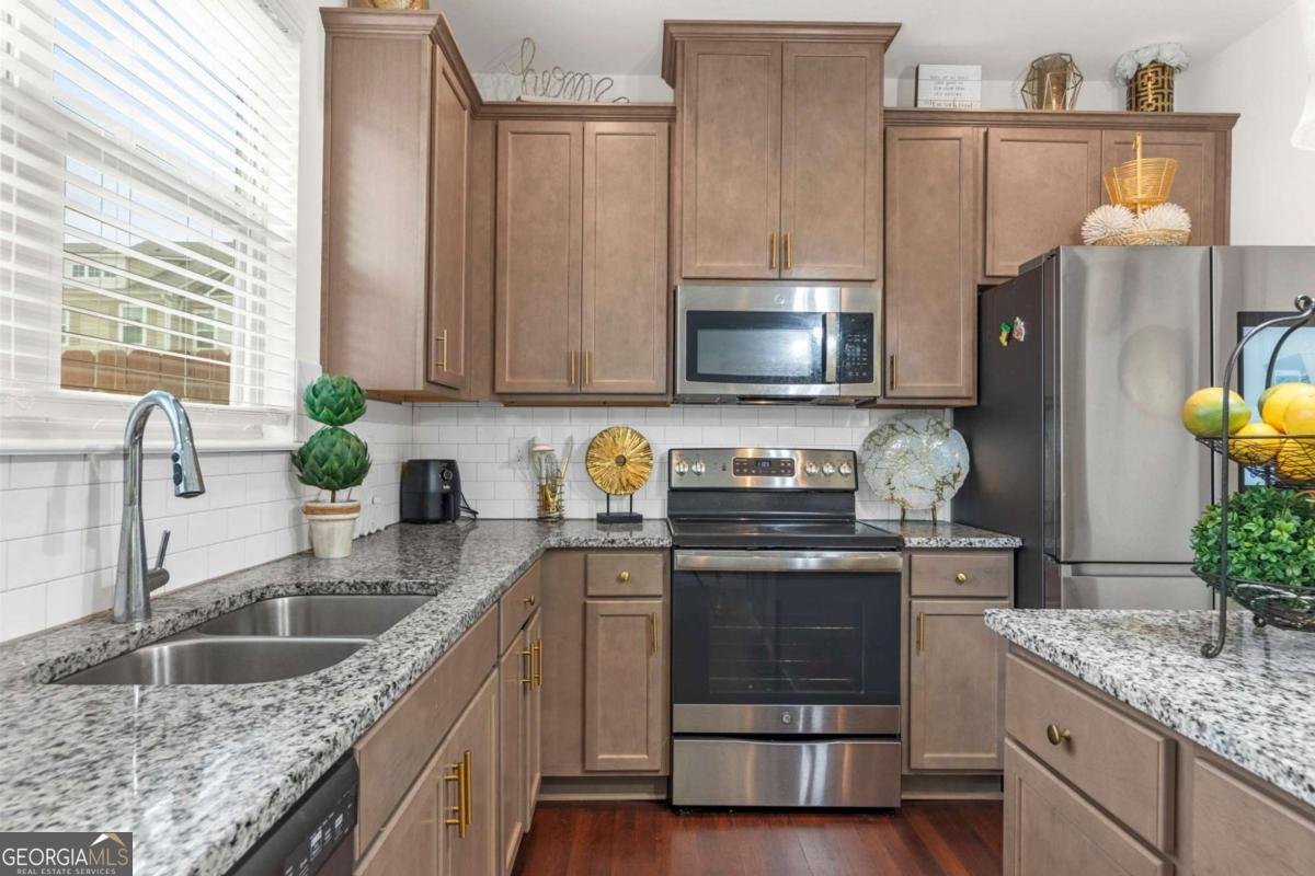 7653 Castle Avenue Fairburn - Photo 7