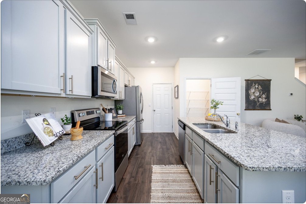 470 Shasta Court Hoschton - Photo 8