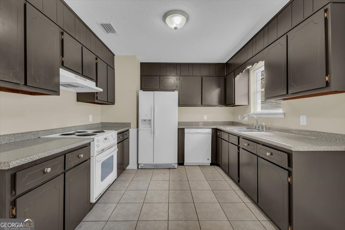 121 Deerwood Court Hinesville - Photo 10