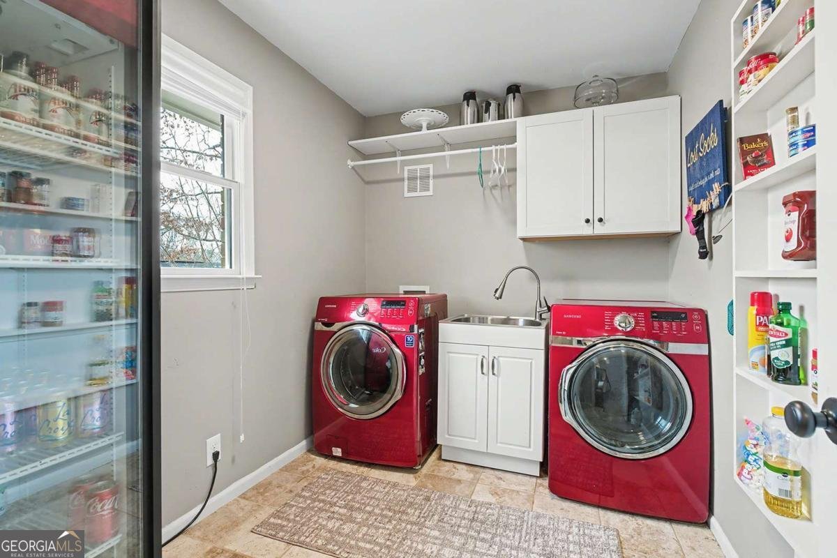 3690 Hickory Circle Smyrna - Photo 10