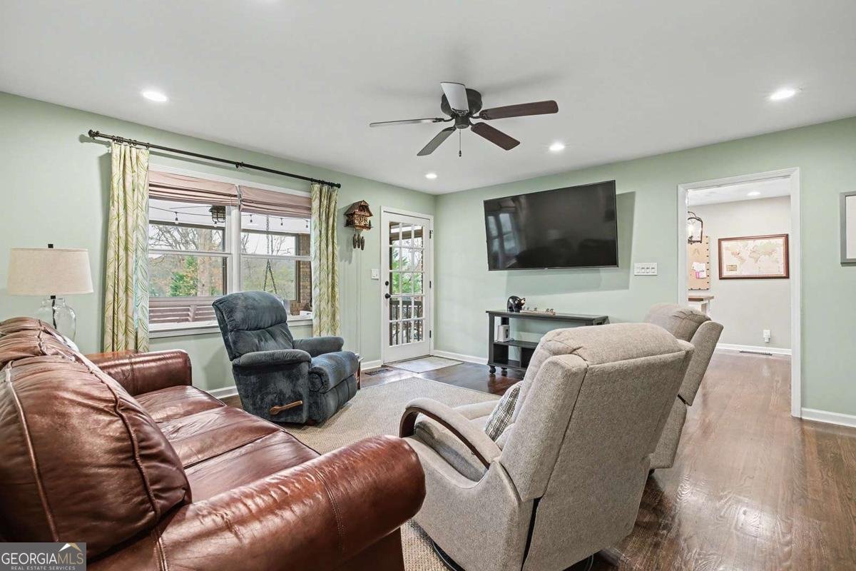 3690 Hickory Circle Smyrna - Photo 15