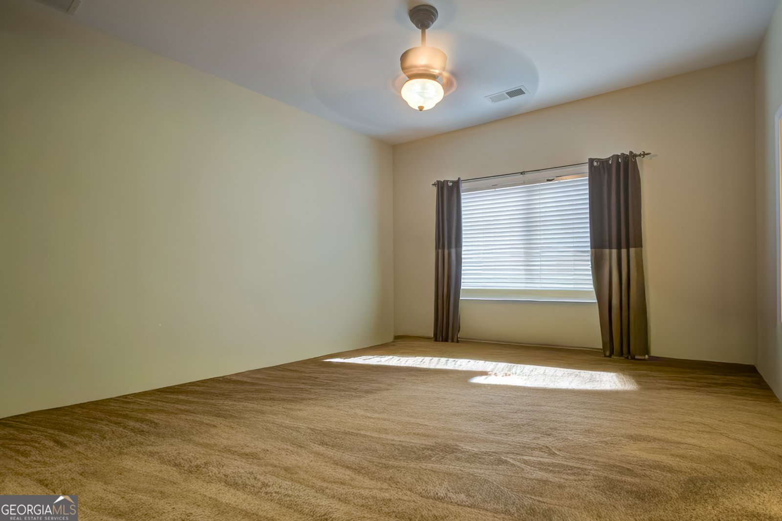 230 Silverbell Lane Sharpsburg - Photo 32