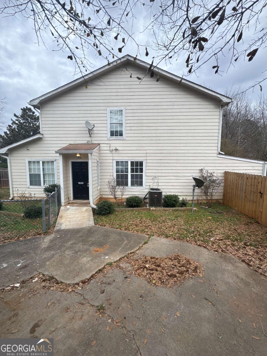 1937 Cornell Way Morrow - Photo 1