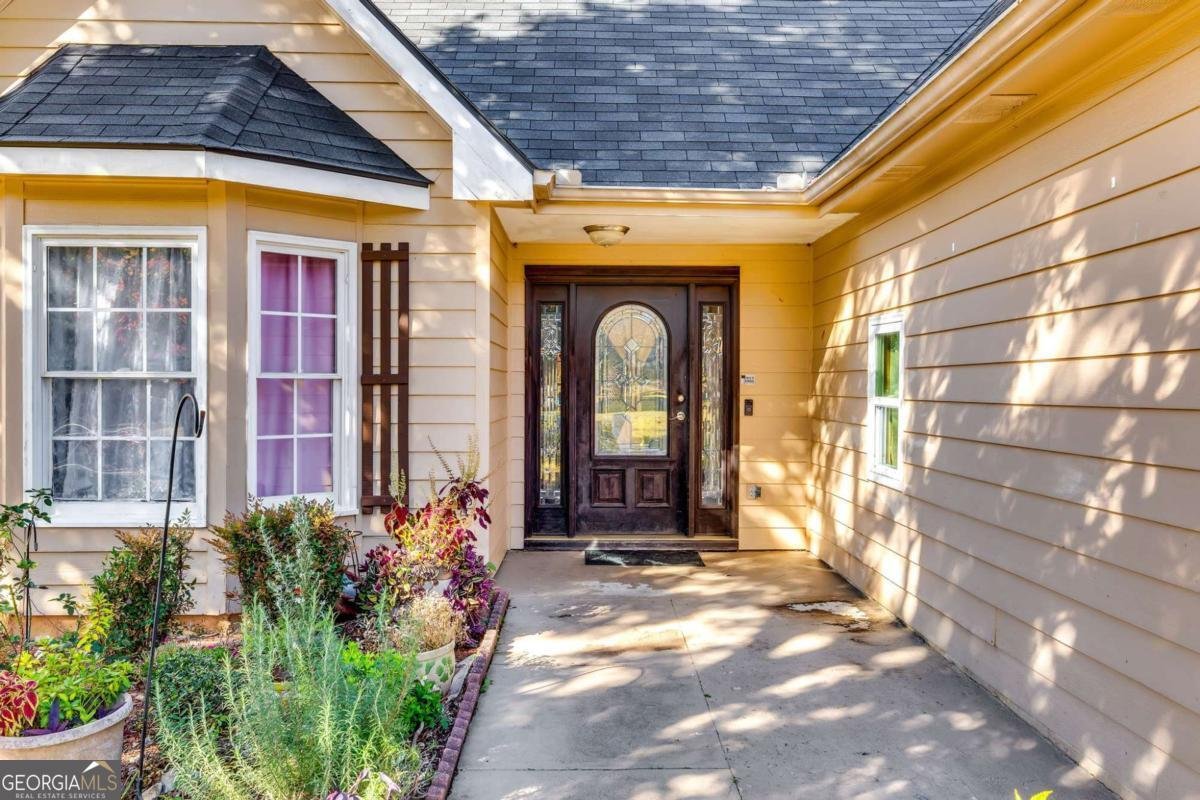 1245 Shamrock Hill Circle Loganville - Photo 1