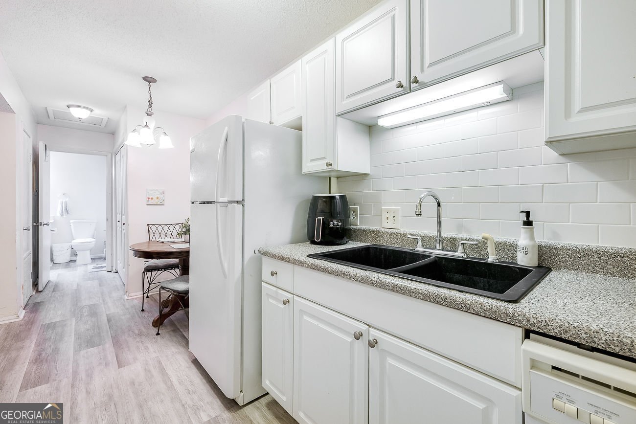 401 Cromwell Road Savannah - Photo 12