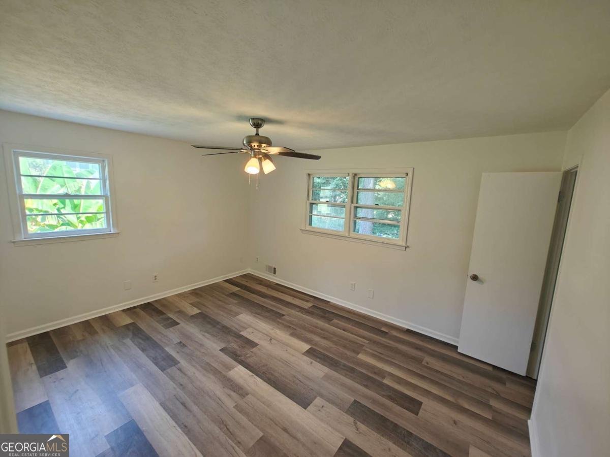 1296 Scenic Way Lilburn - Photo 10