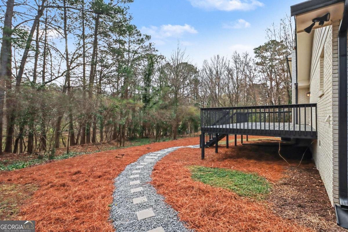 2670 Stonehenge Way Dunwoody - Photo 24