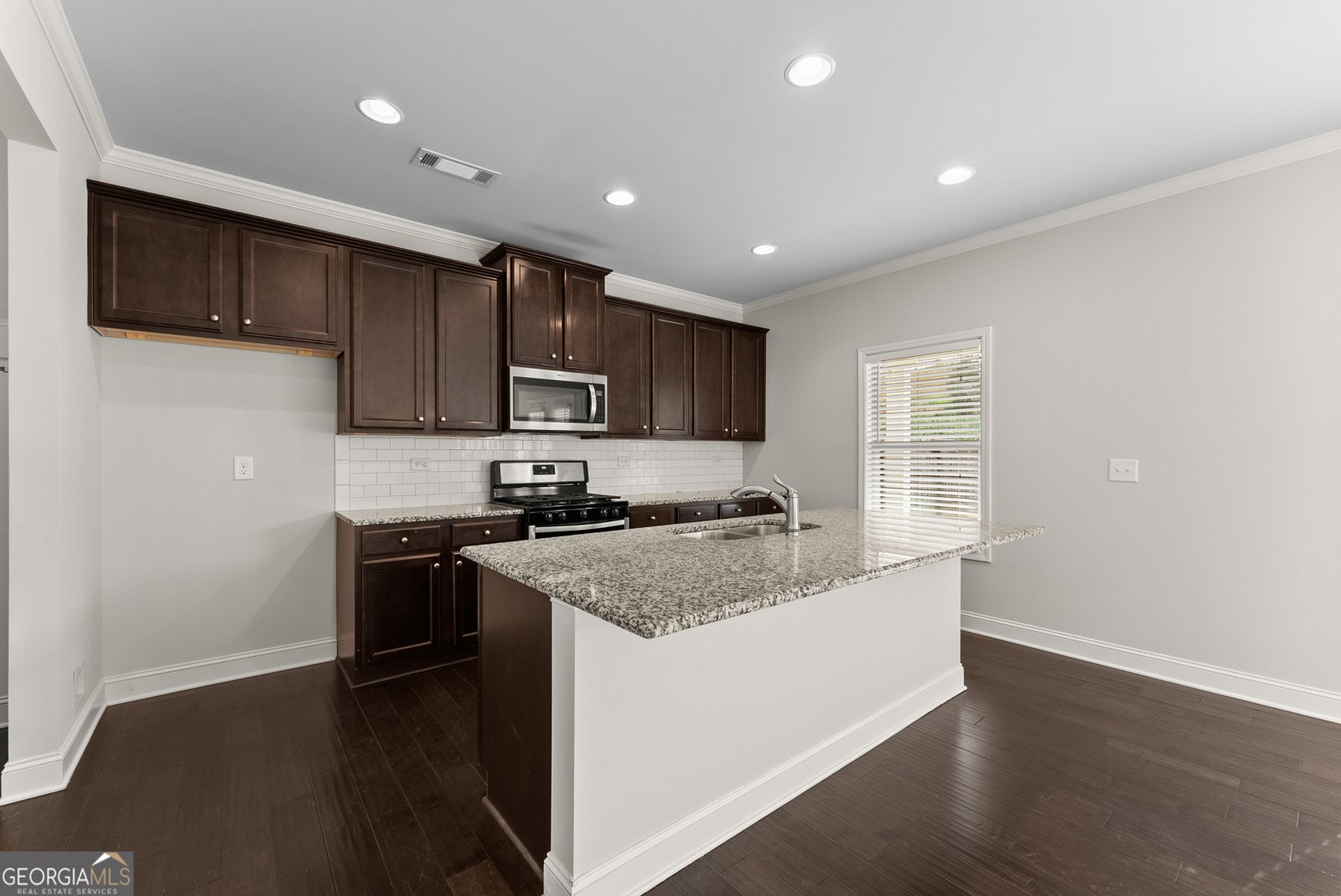 4513 Banshire Circle Gainesville - Photo 14