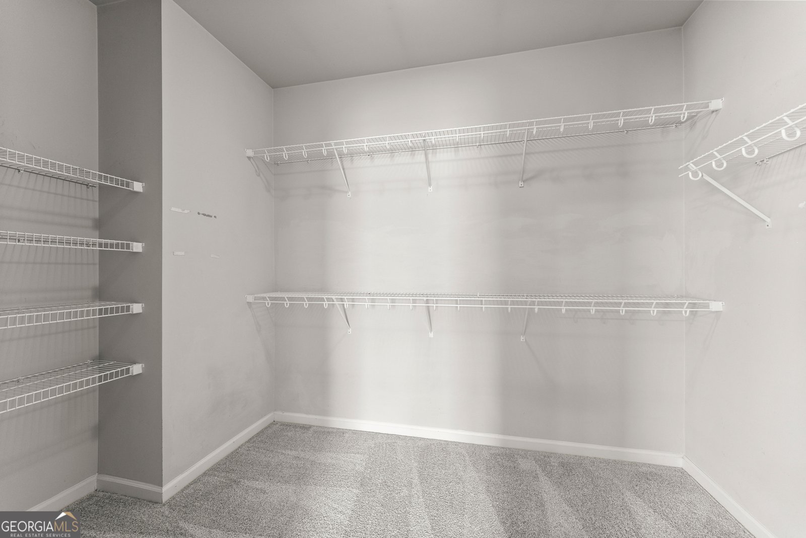 4513 Banshire Circle Gainesville - Photo 29