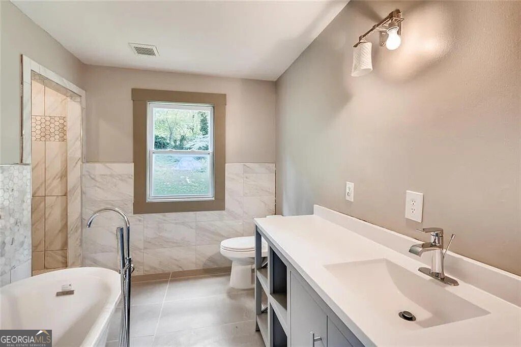 3126 Hollydale Drive Atlanta - Photo 12