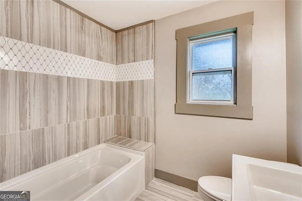 3126 Hollydale Drive Atlanta - Photo 9