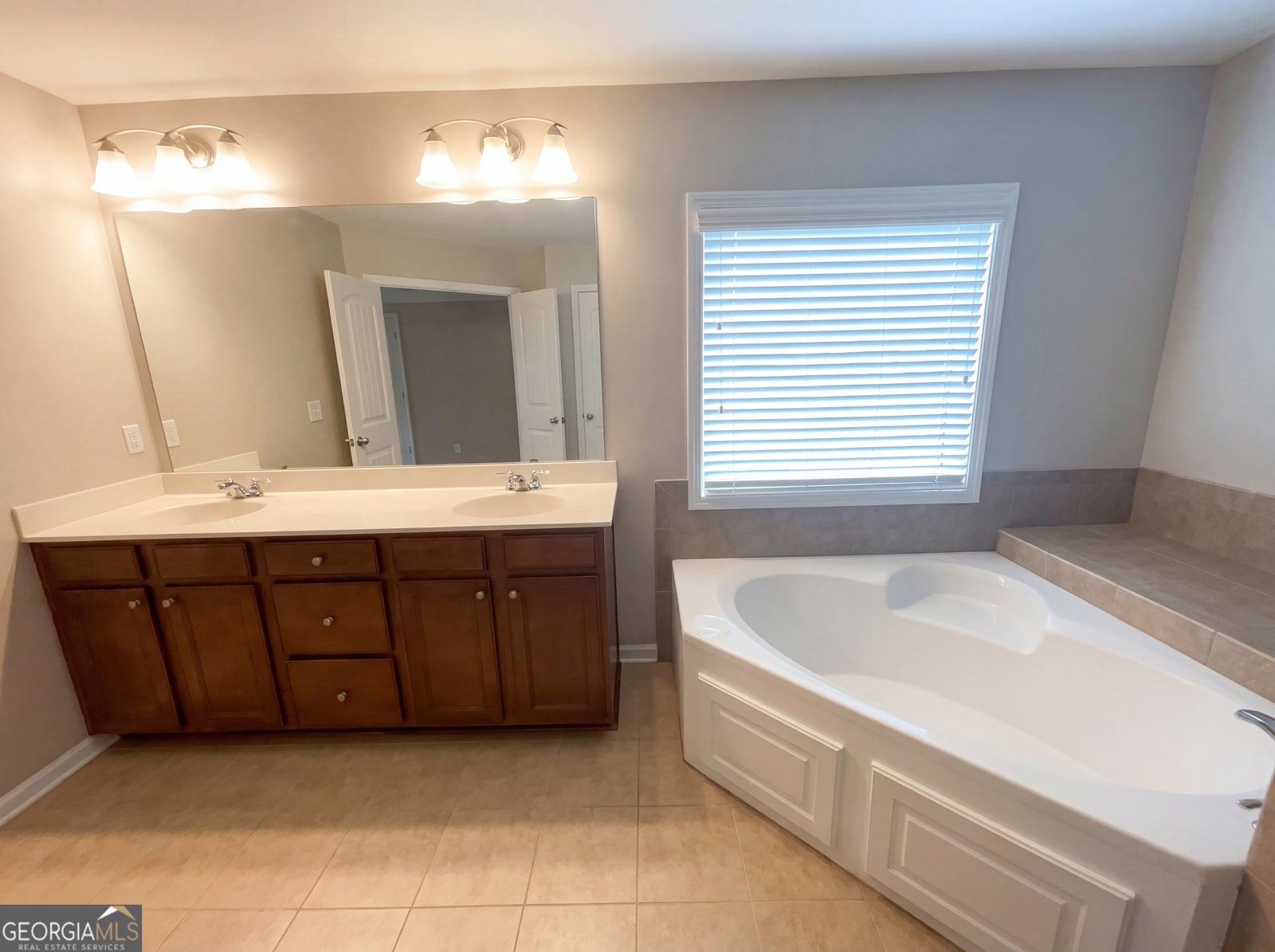 1220 Edgebrook Lane Snellville - Photo 10