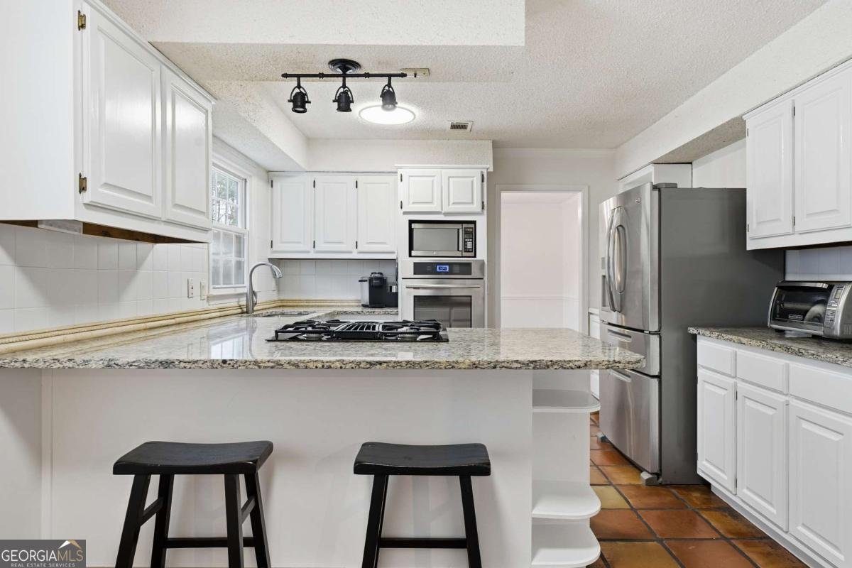 1349 Murdock Road Marietta - Photo 6