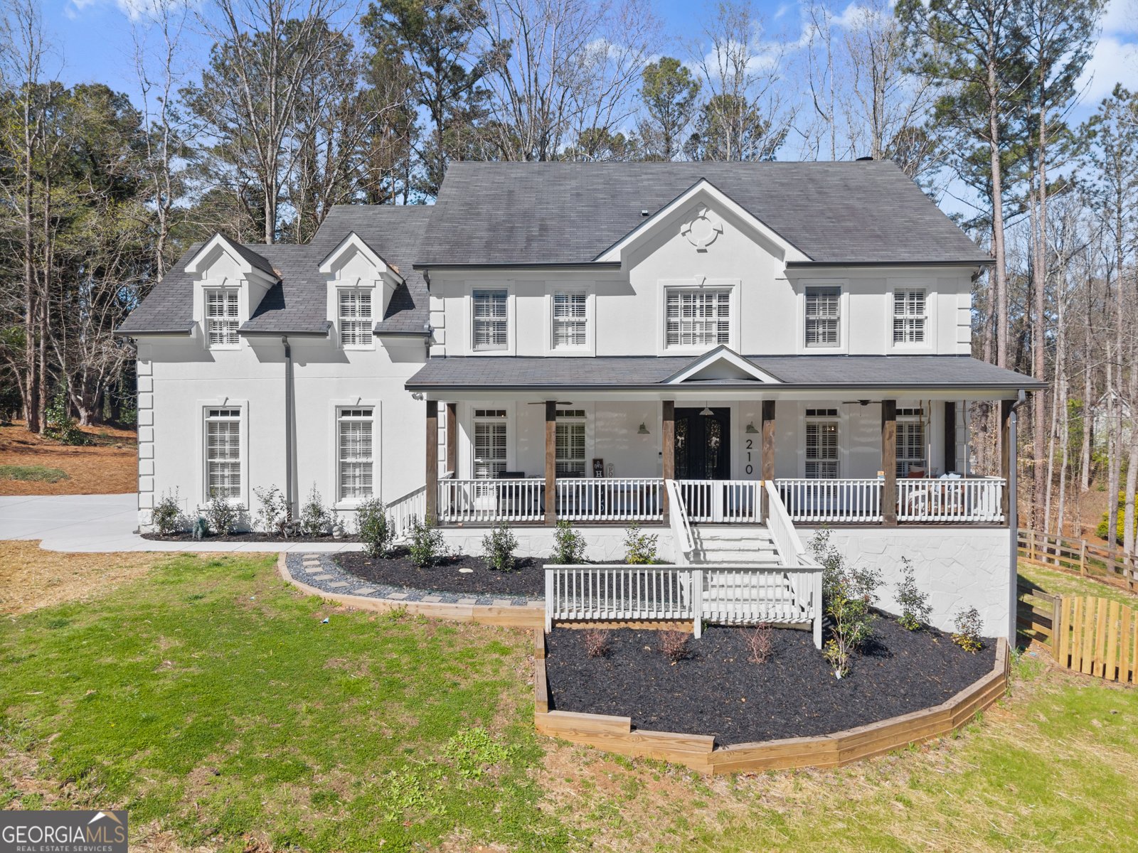 210 Weatherwood Circle Alpharetta - Photo 1