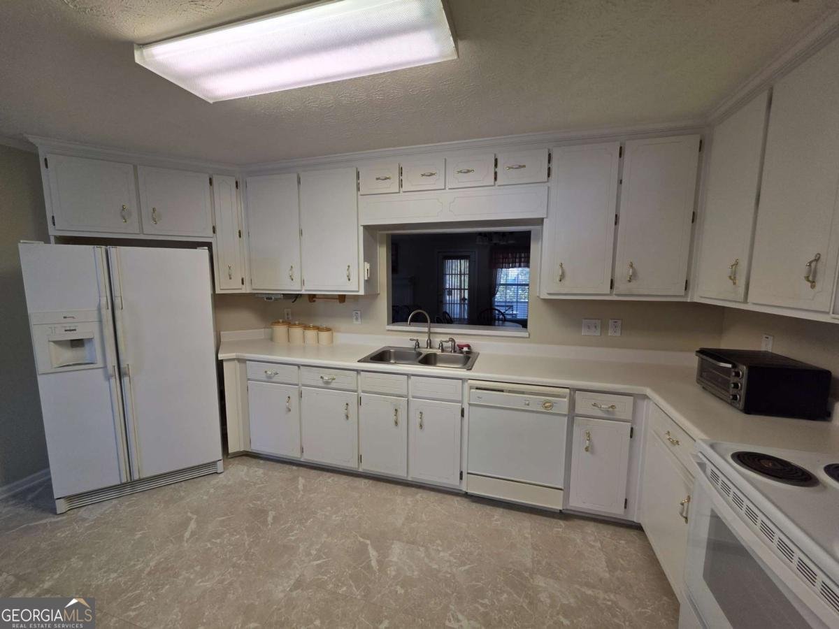 235 Monmouth Drive Fayetteville - Photo 7