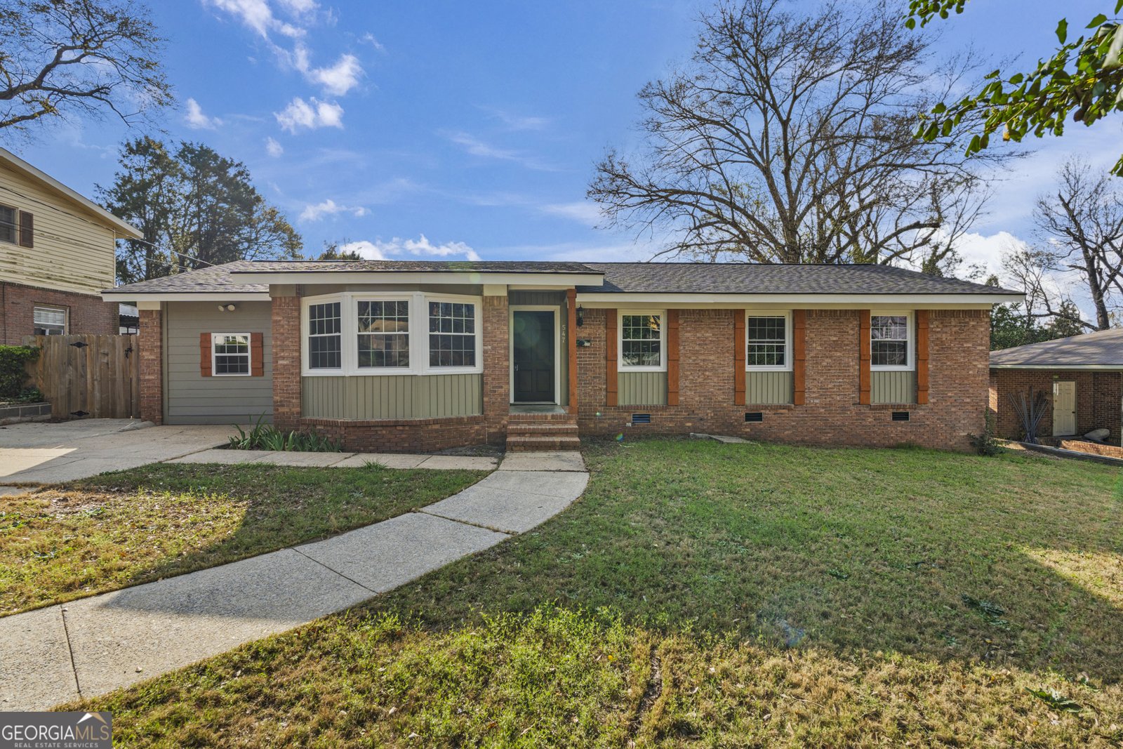 547 Fair Oaks Dr Columbus - Photo 1