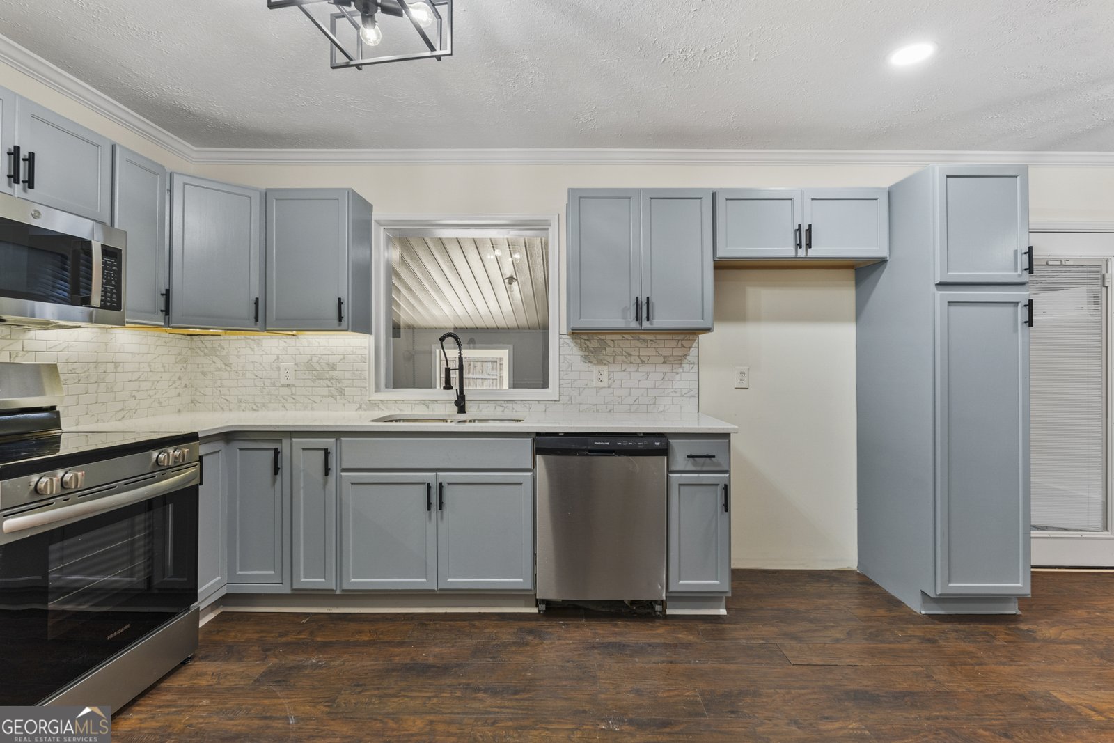 547 Fair Oaks Dr Columbus - Photo 7