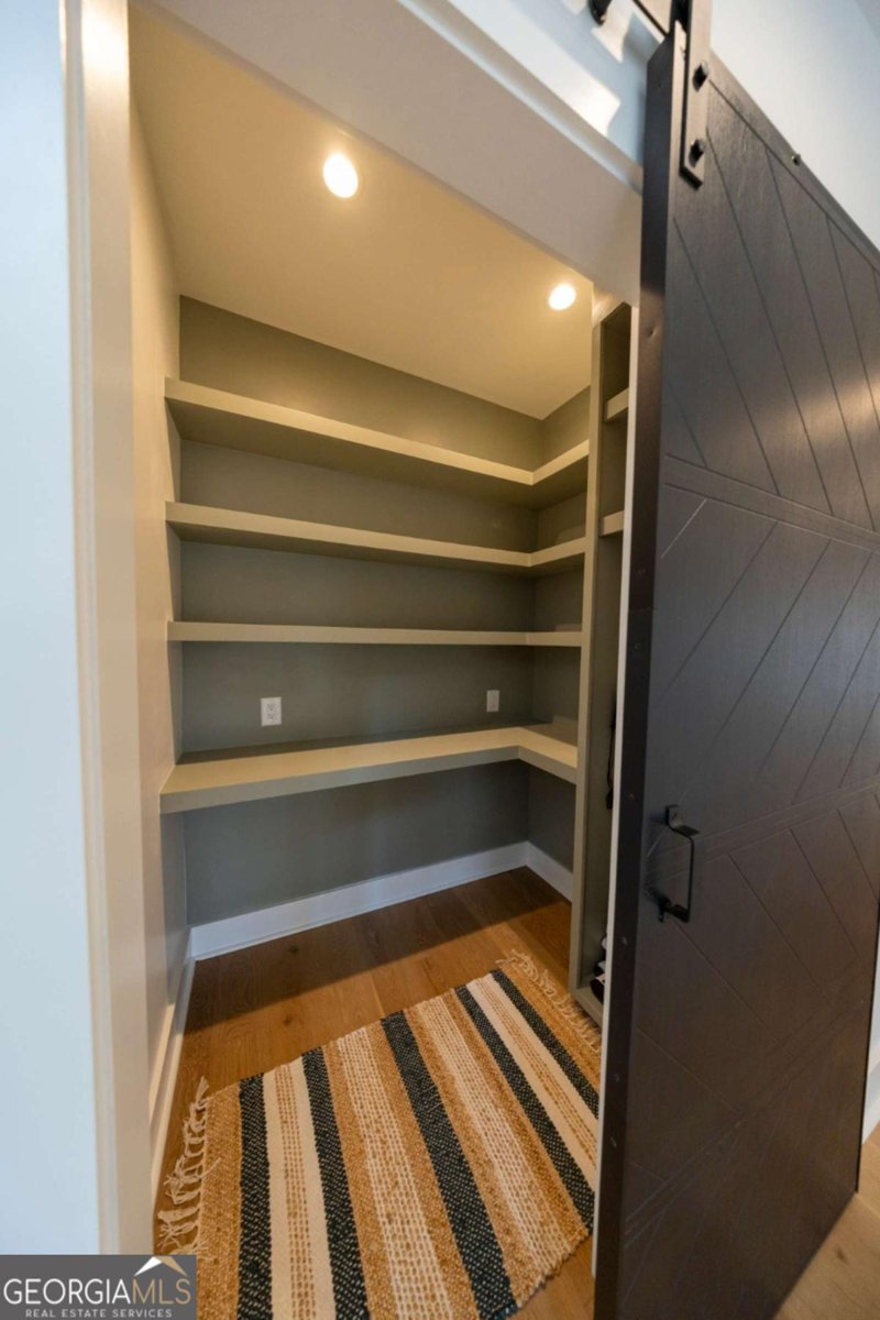 8485 Lynn Drive Gainesville - Photo 12