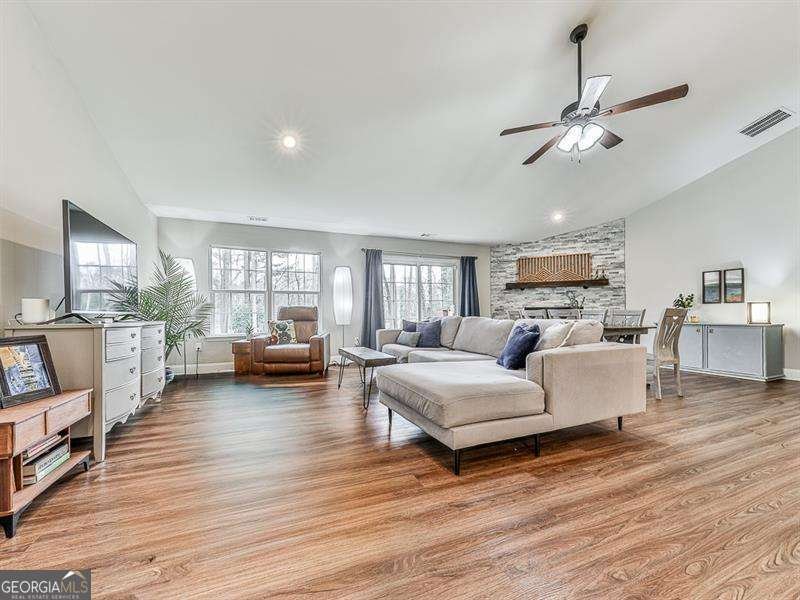 1002 Brackett Road Marietta - Photo 12