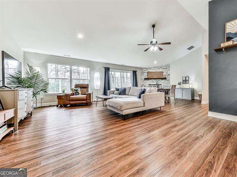 1002 Brackett Road Marietta - Photo 9