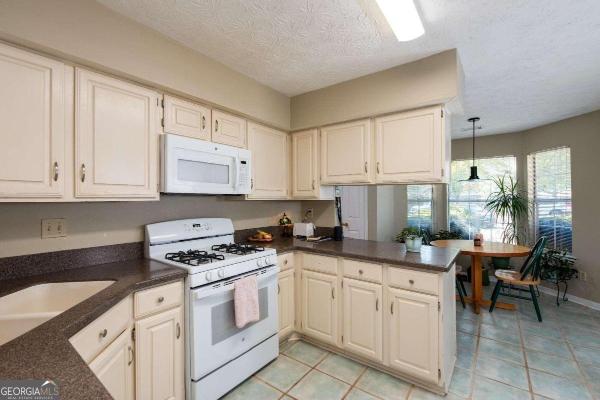 112 Fowler Court Decatur - Photo 7