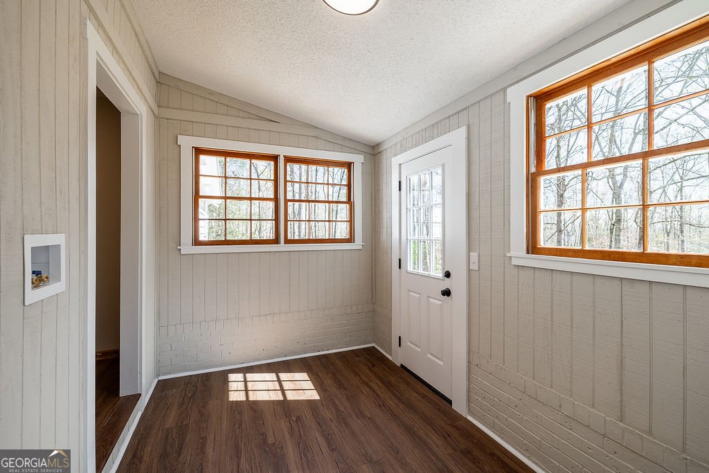 4811 Hwy 106 Hull - Photo 10