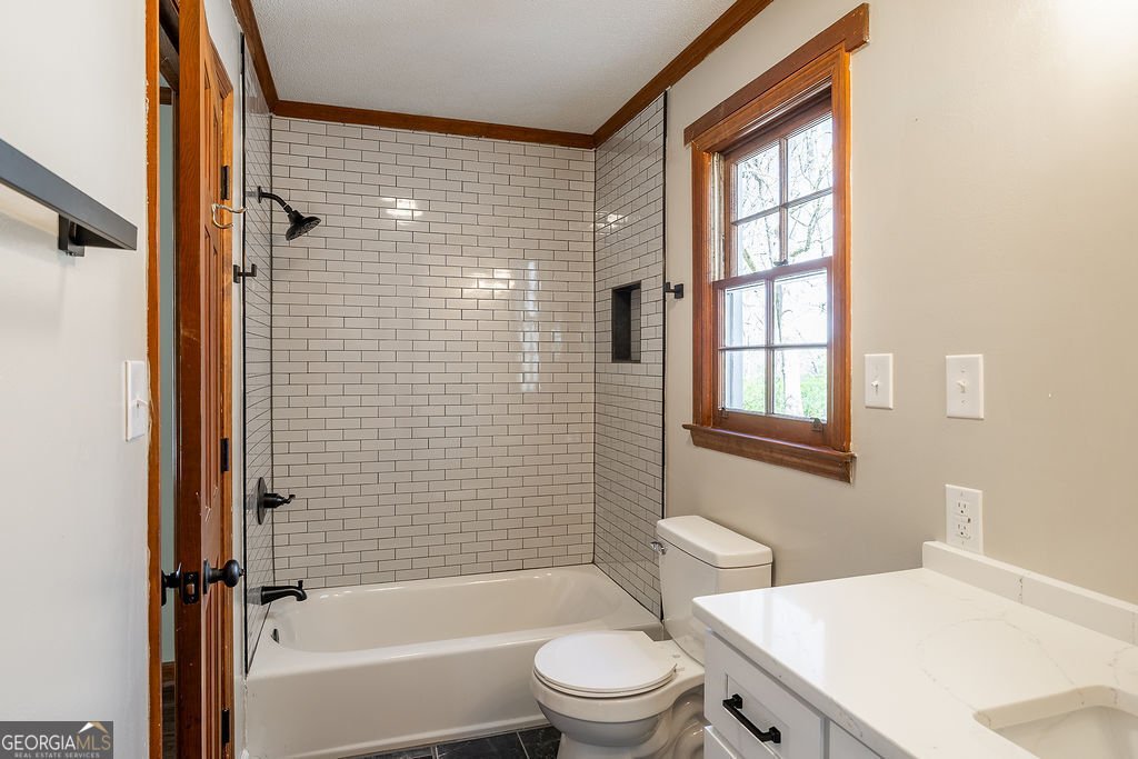 4811 Hwy 106 Hull - Photo 17