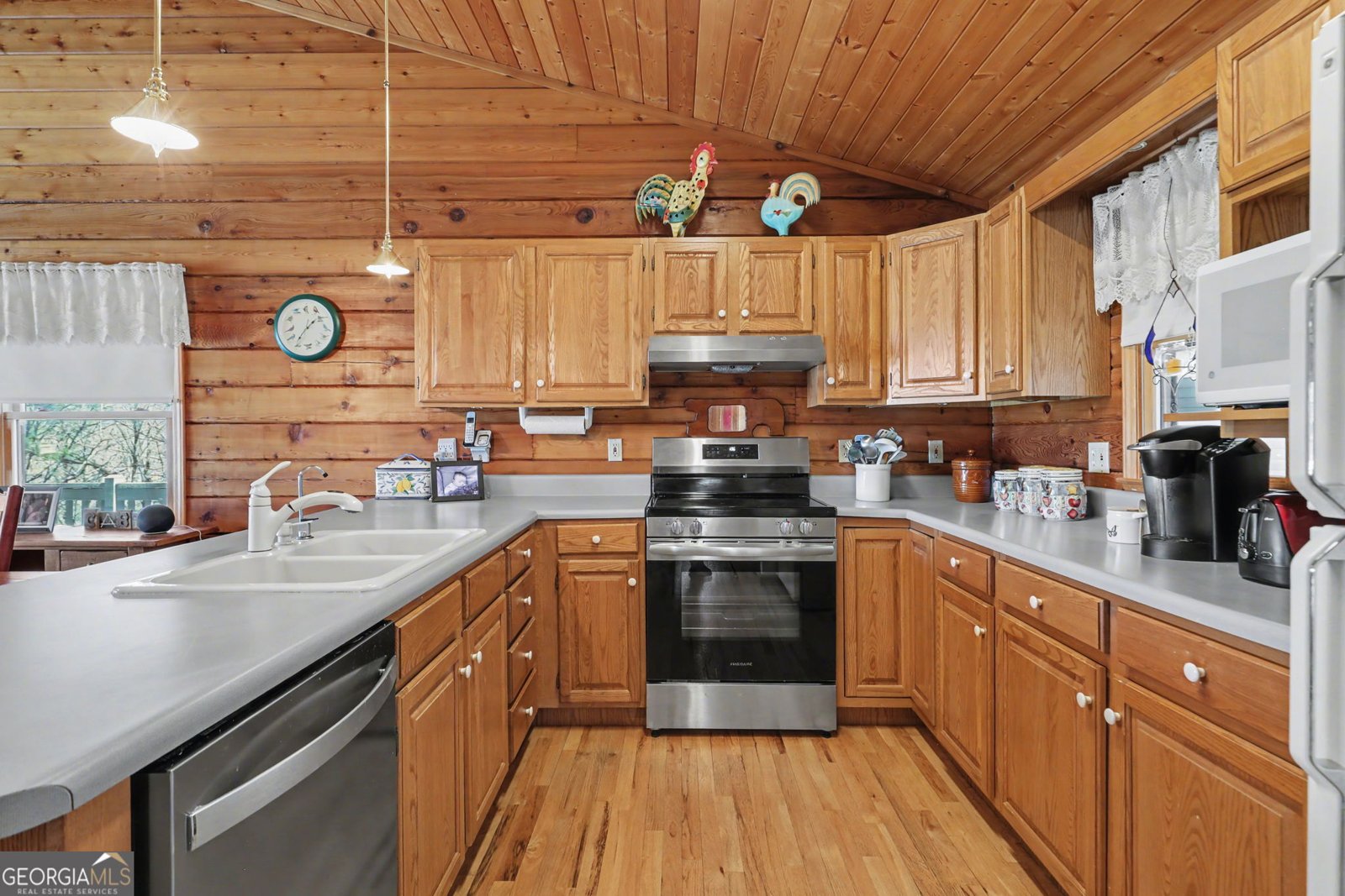 437 Highpoint Drive Scaly Mountain - Photo 9