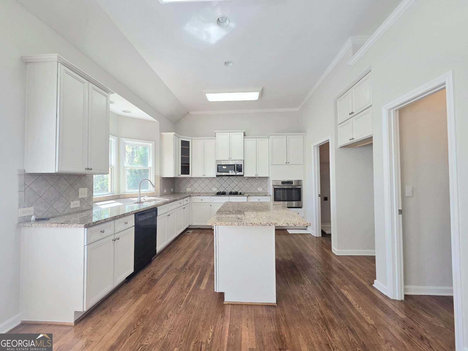 3792 Suwanee Mill Drive Buford - Photo 16